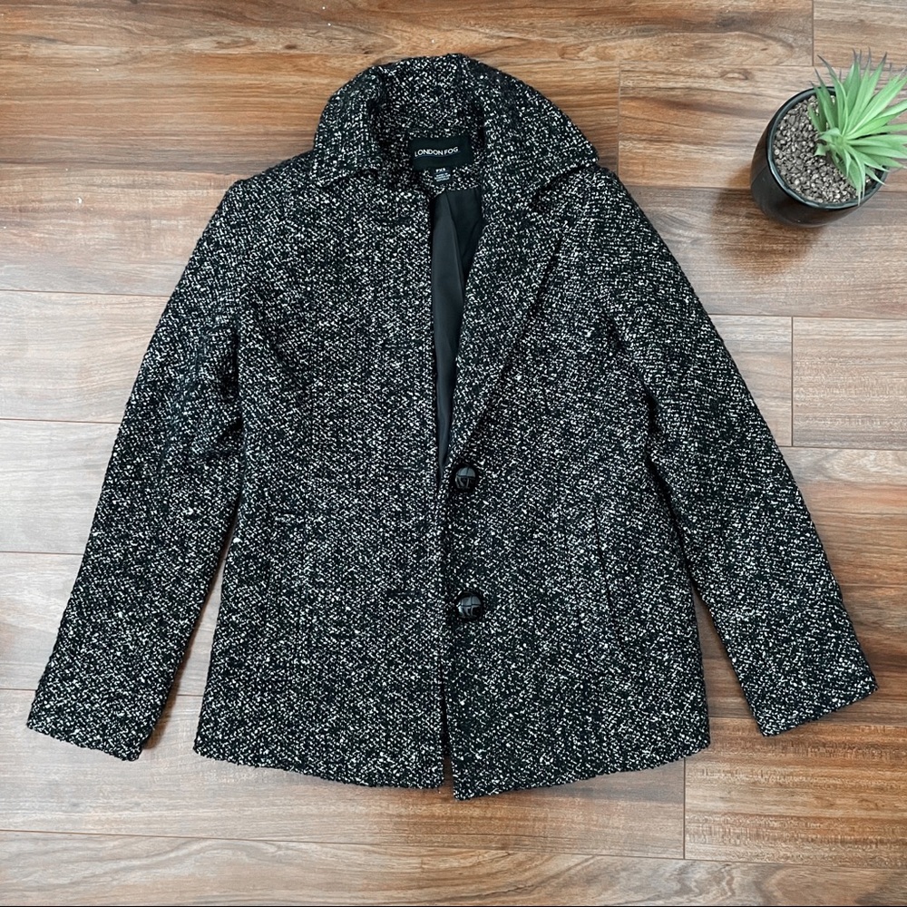 London Fog black and white blazer